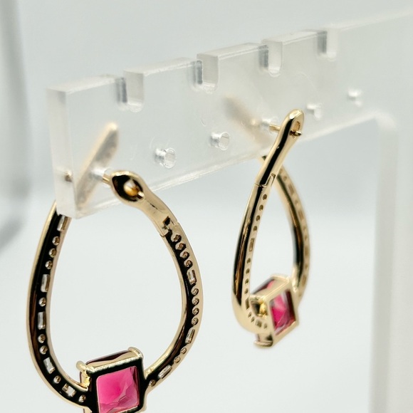 18K Gold Plated Teardrop Earrings with Pink Gemstones and Crystal Accents-New! - Picture 3 of 7